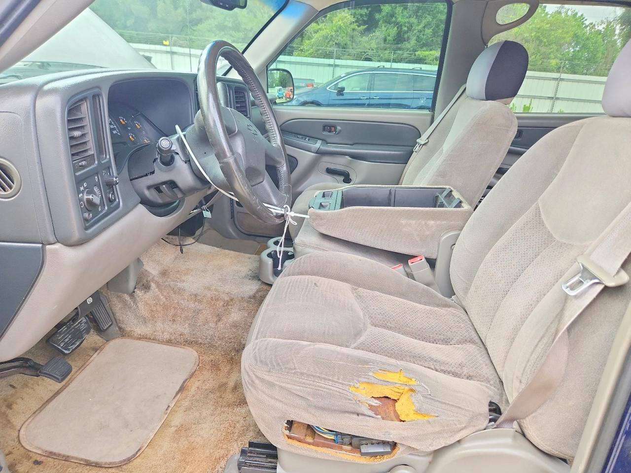 2003 CHEVROLET Tahoe