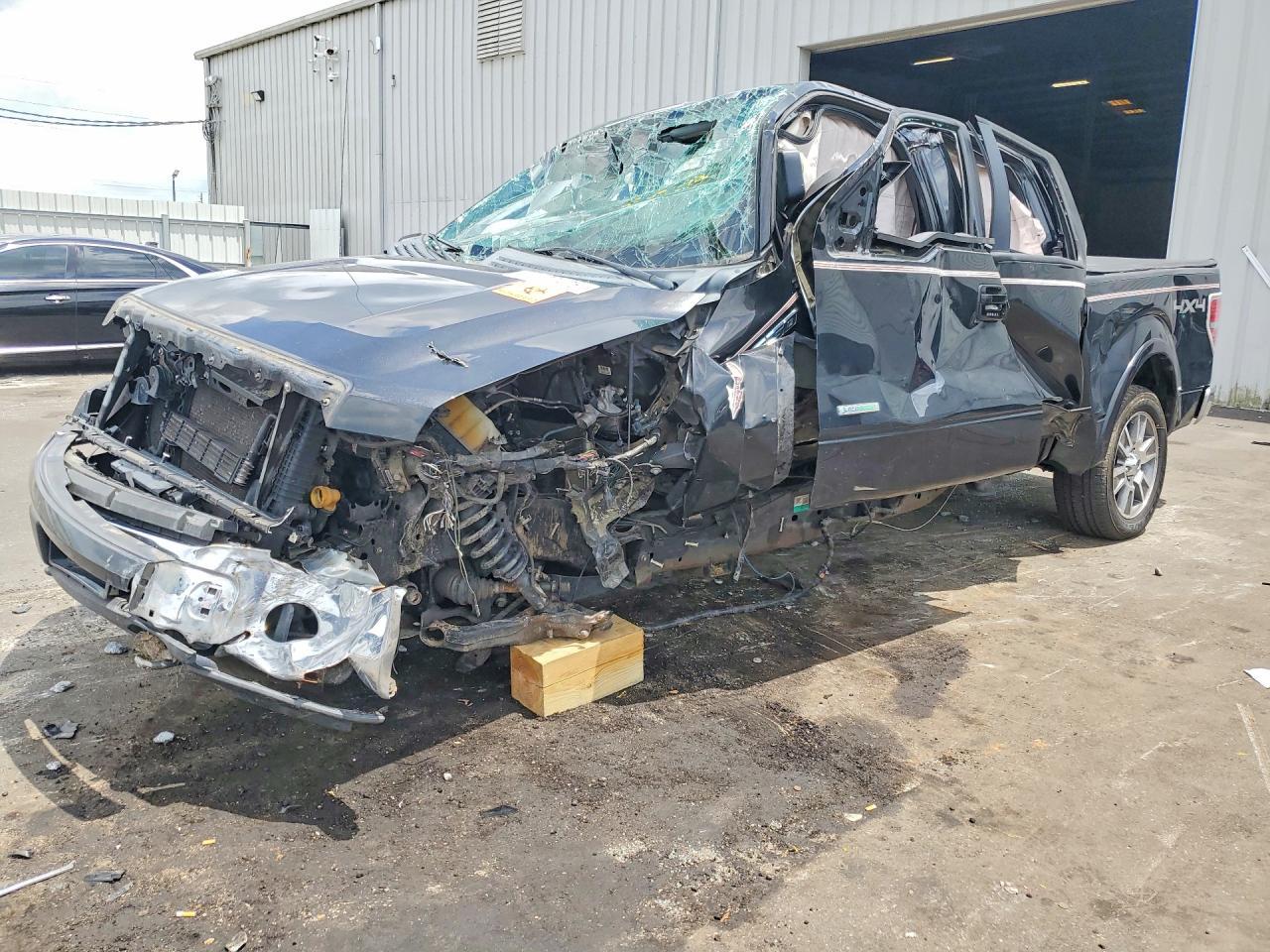 2014 FORD F-150 Lightning