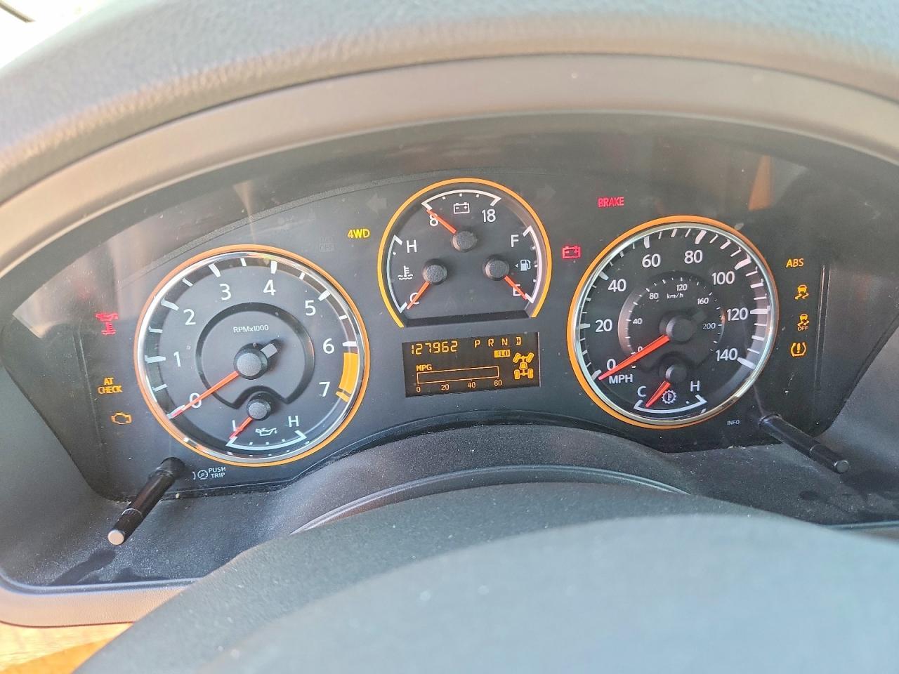 2014 NISSAN Armada