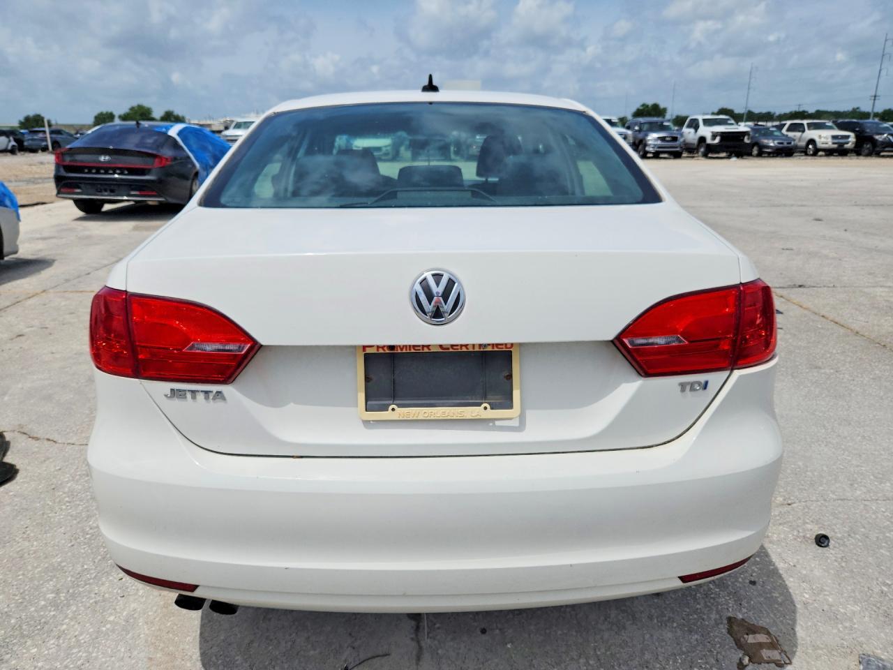 2013 VOLKSWAGEN JETTA