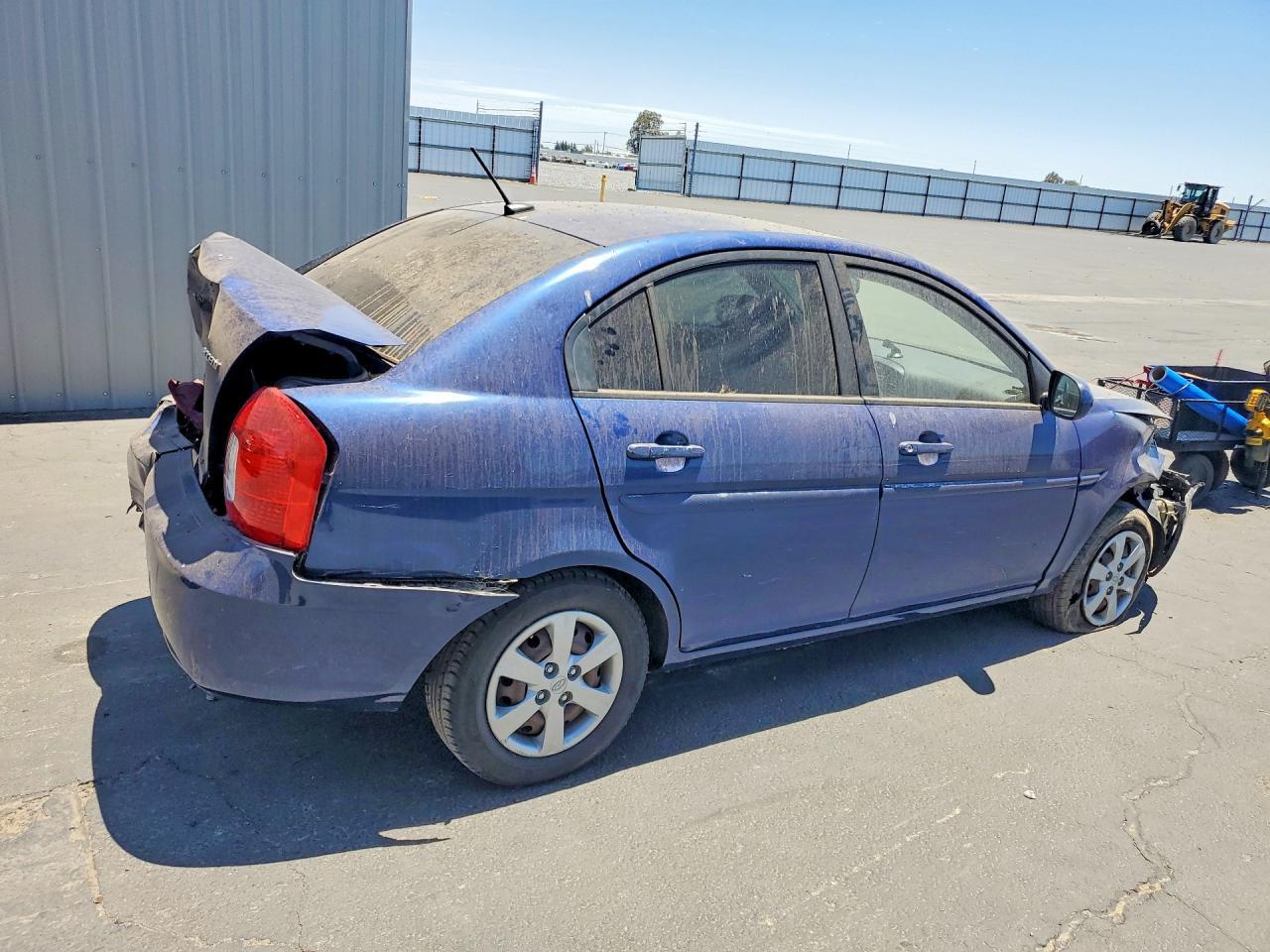 2011 HYUNDAI ACCENT