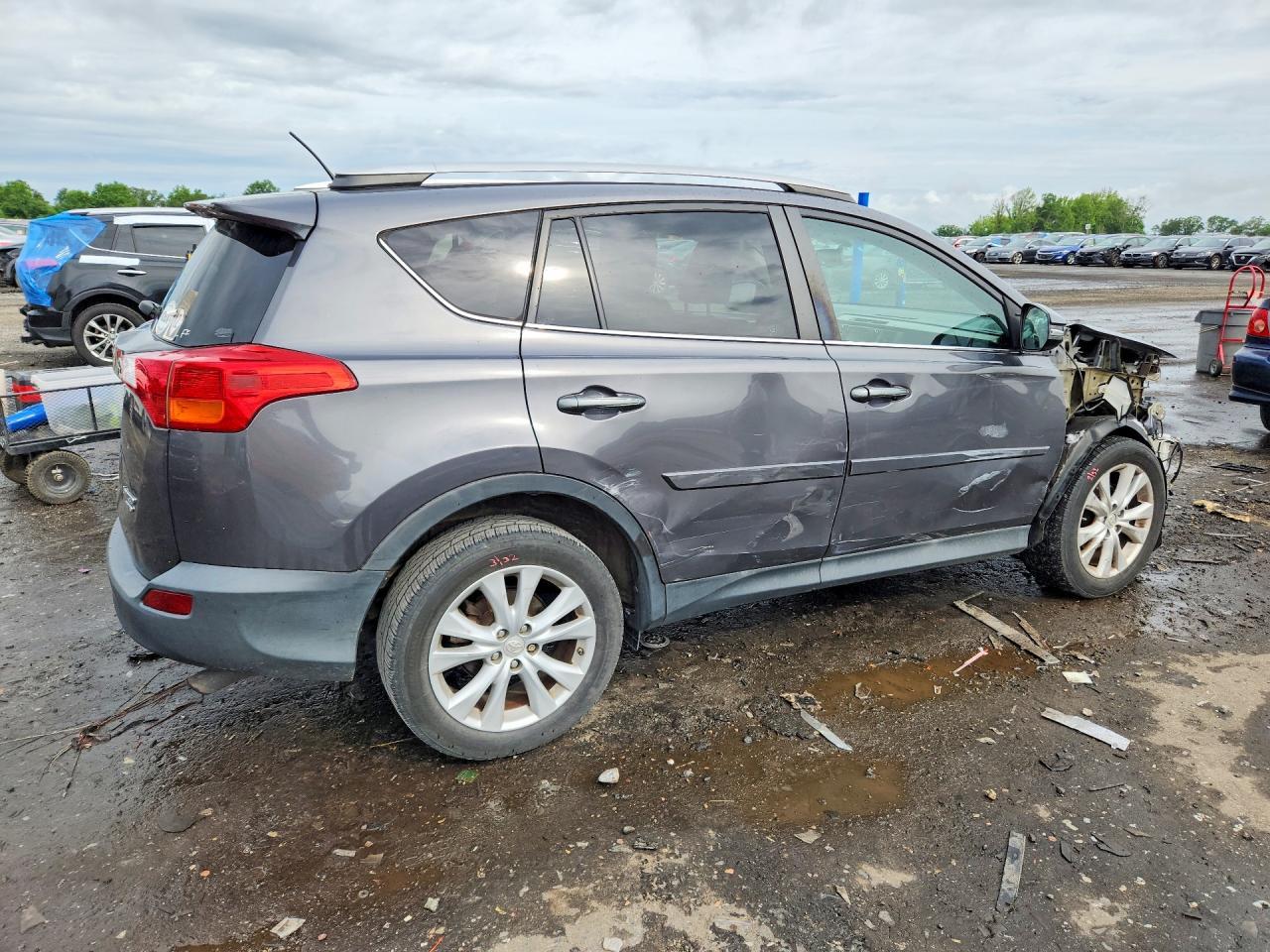 2013 TOYOTA RAV4