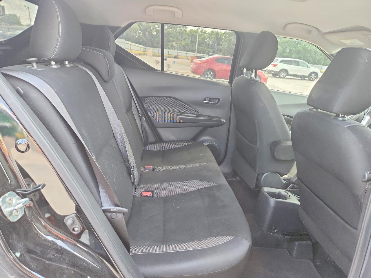 2018 NISSAN KICKS