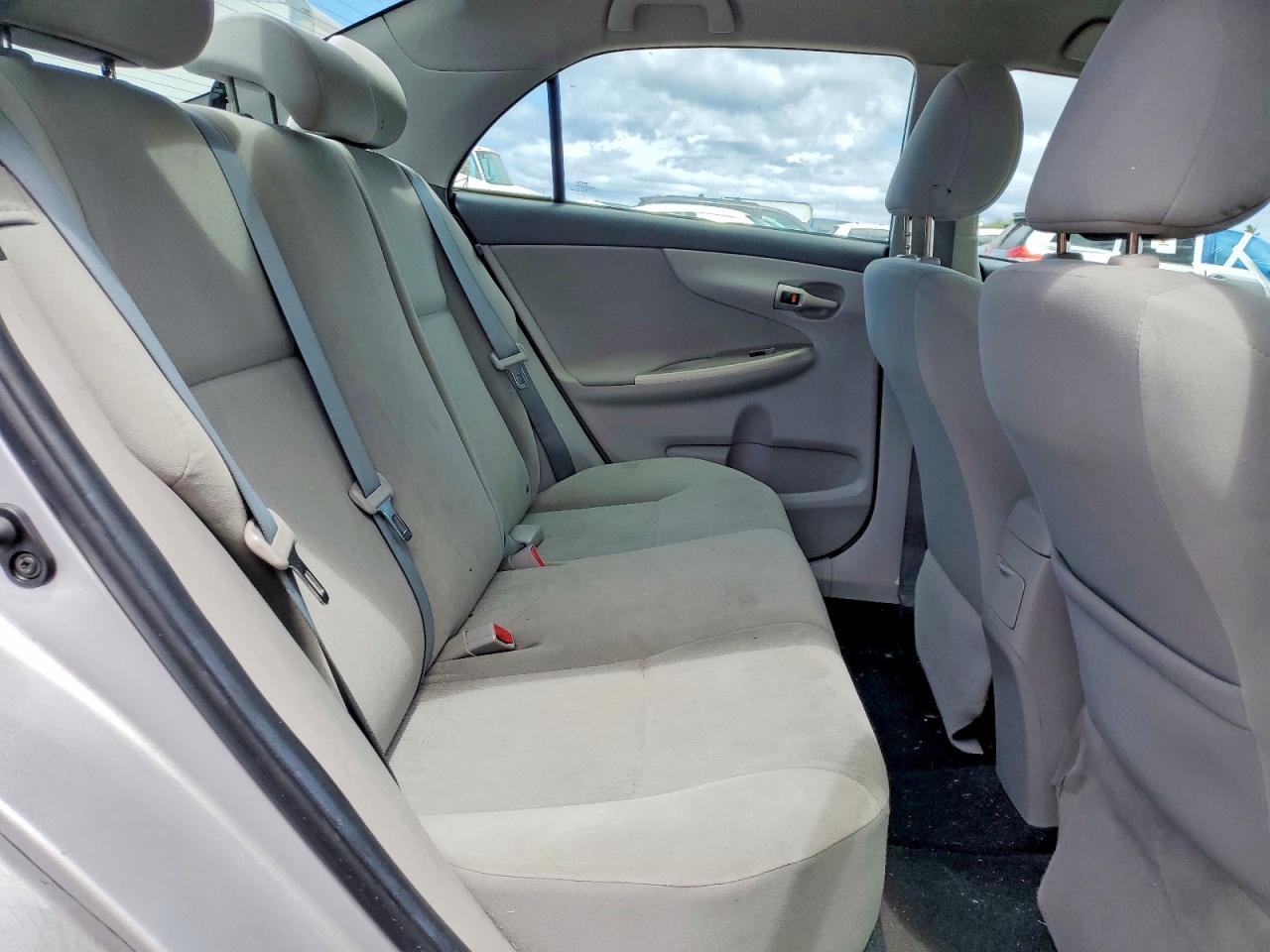 2012 TOYOTA COROLLA