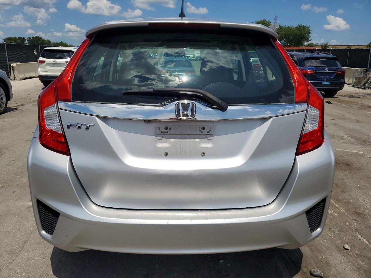 2015 HONDA FIT