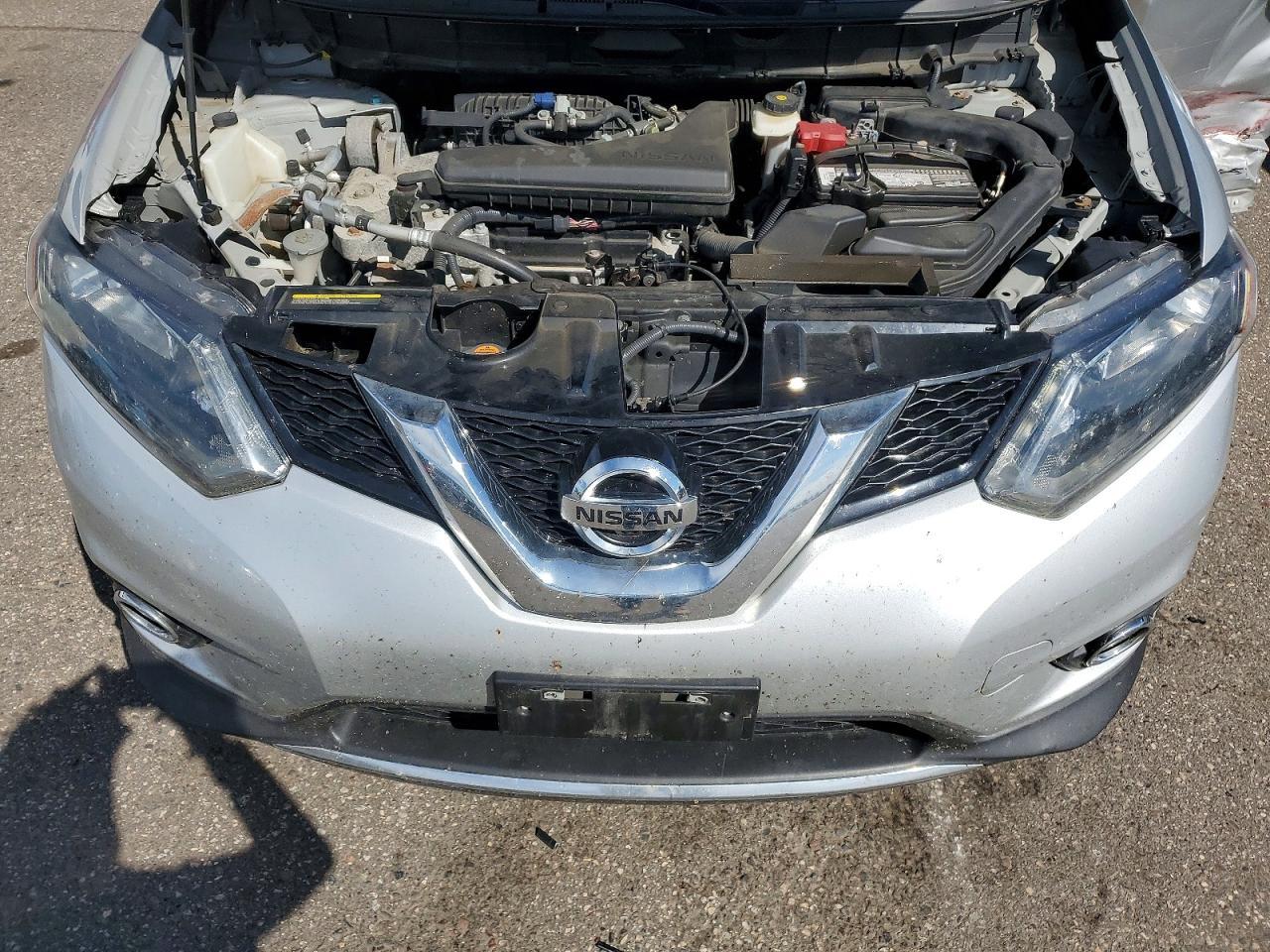 2015 NISSAN ROGUE
