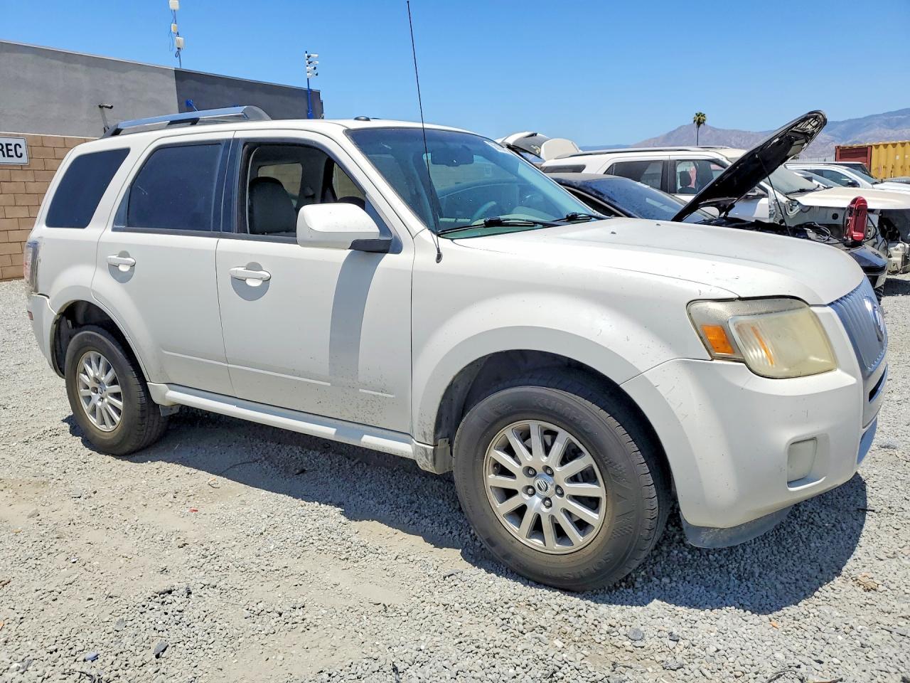 2011 MERCURY Mariner