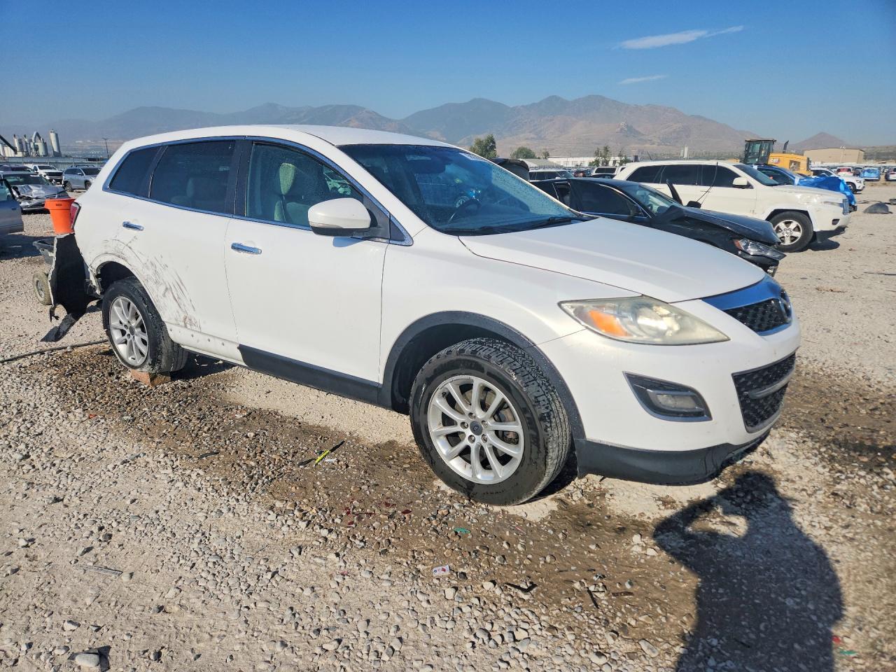 2011 MAZDA CX-9