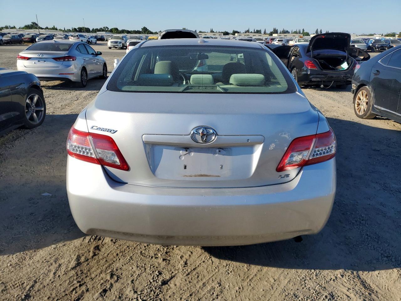 2010 TOYOTA CAMRY