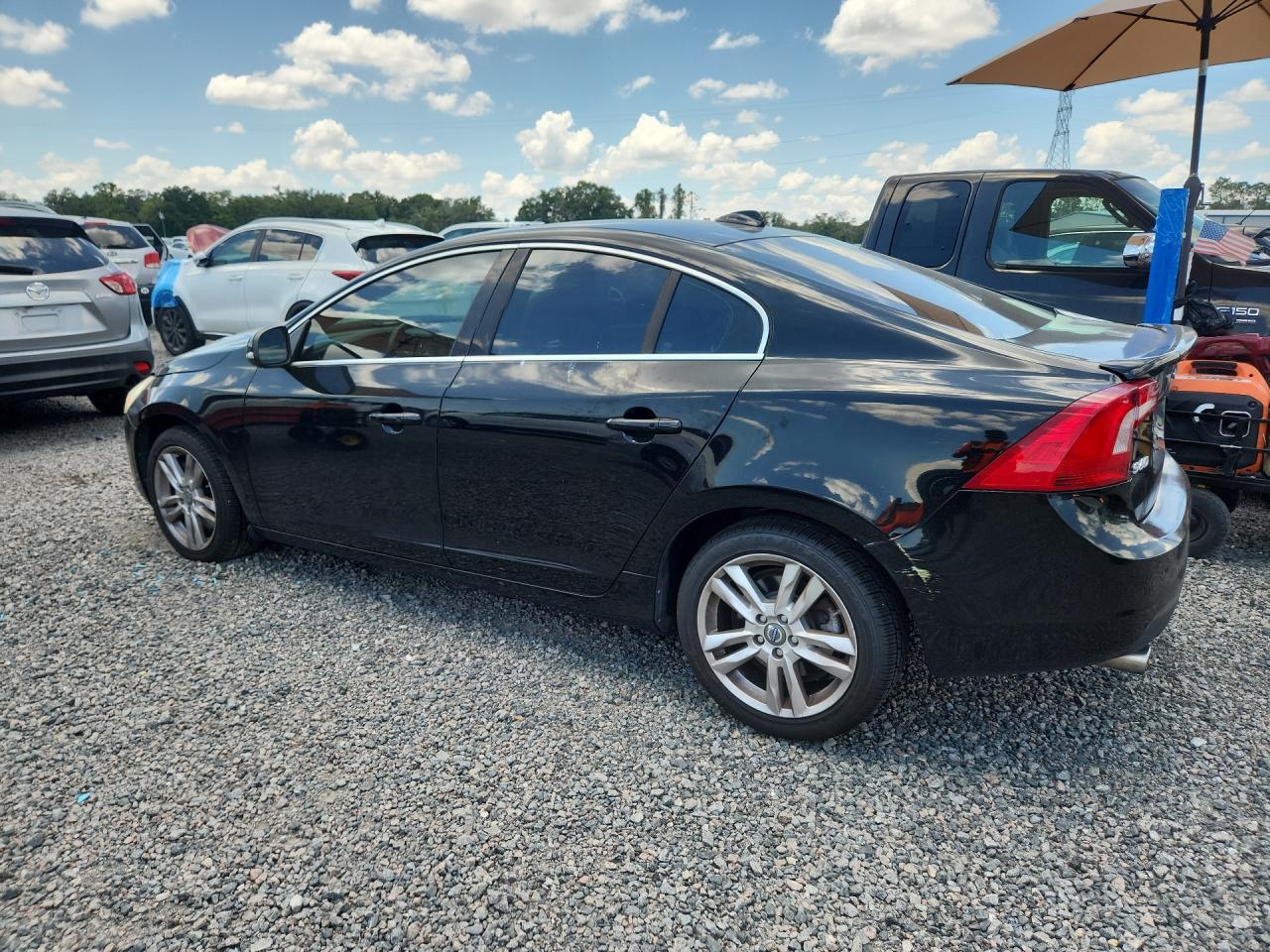 2013 VOLVO S60