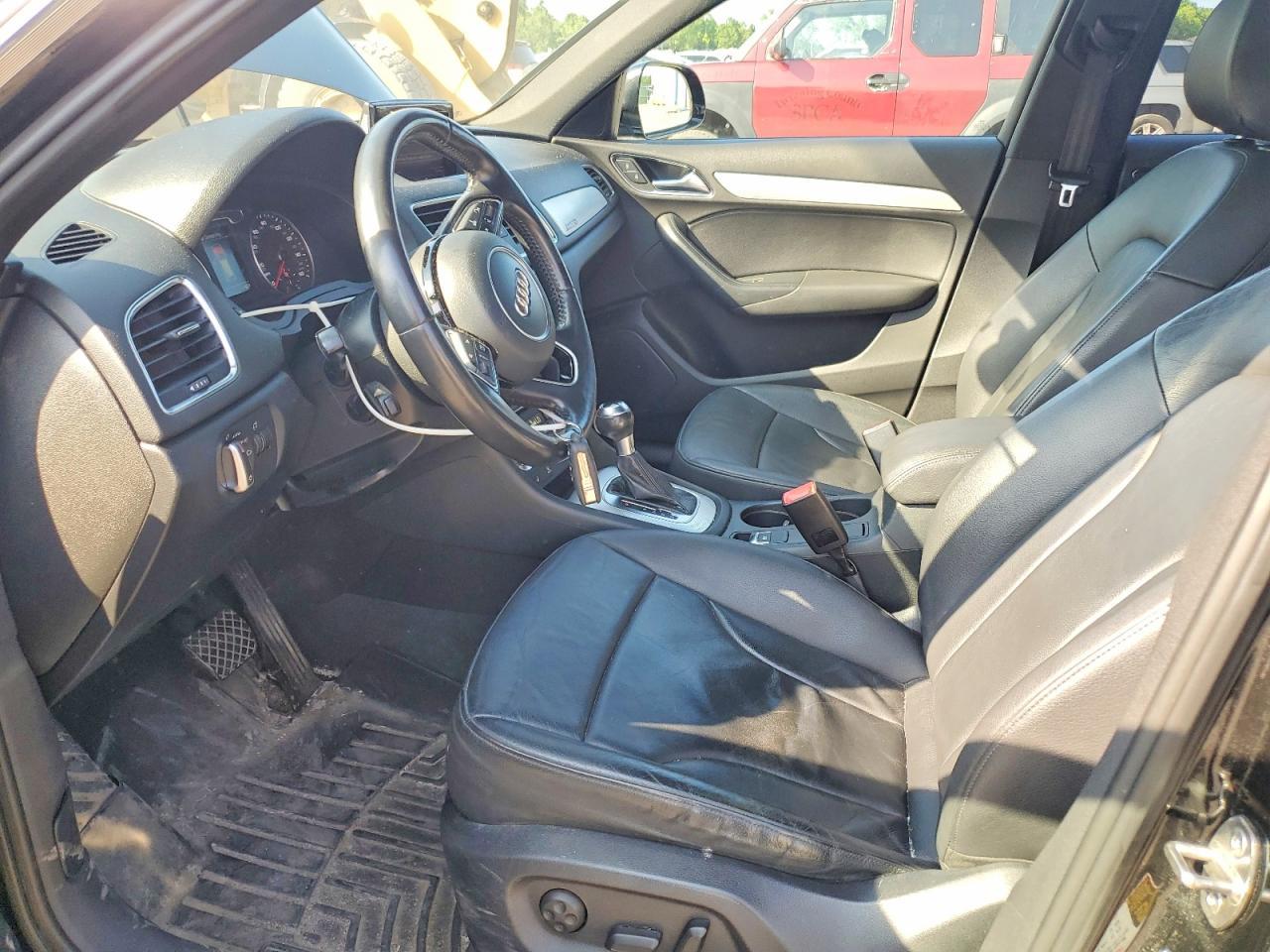 2015 AUDI Q3