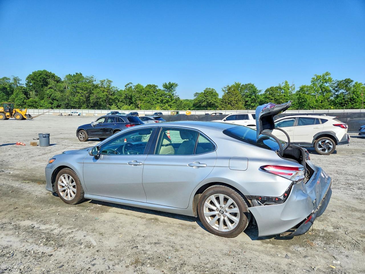 2018 TOYOTA CAMRY