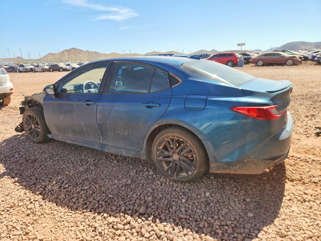 2025 TOYOTA CAMRY