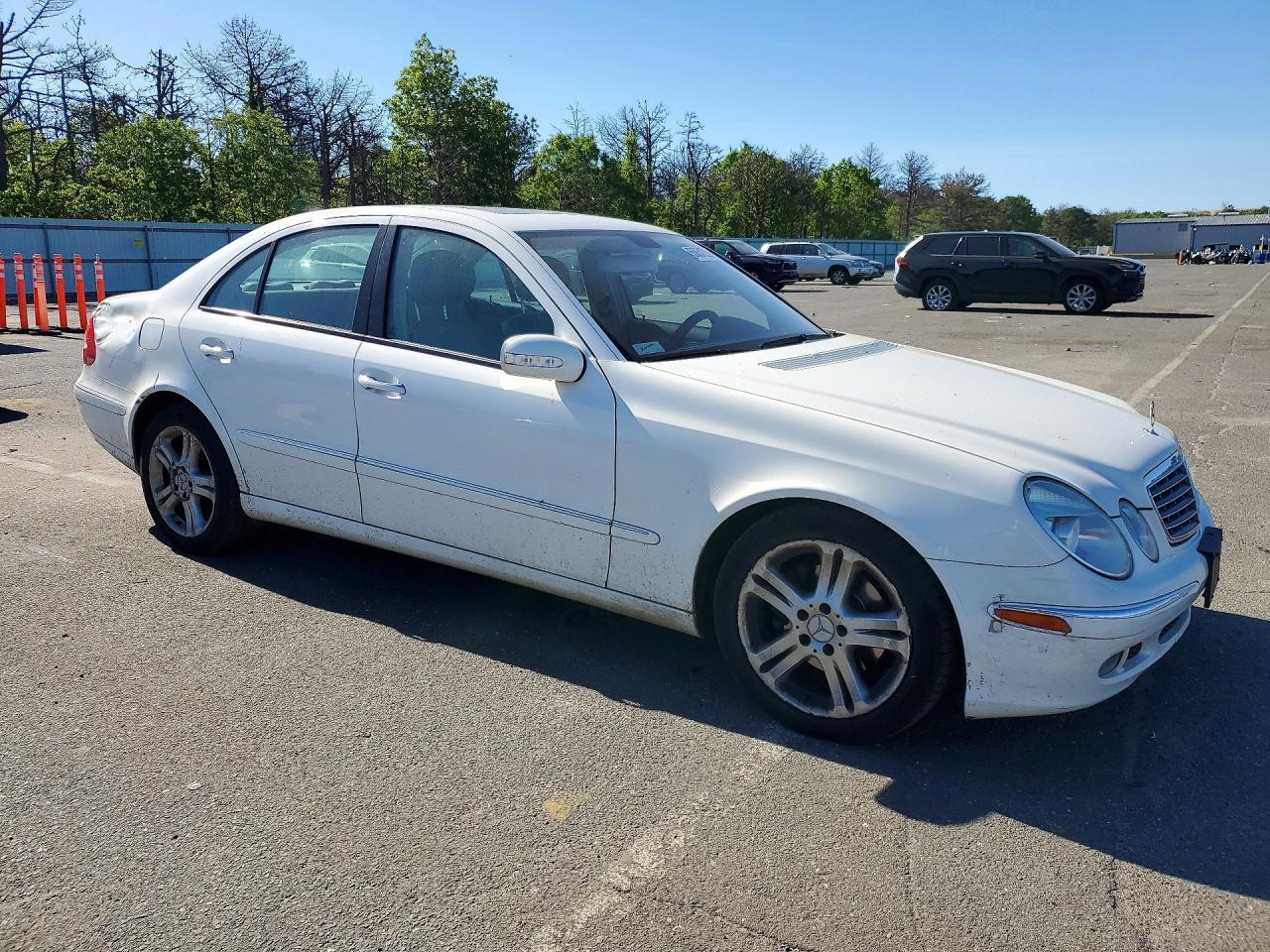 2006 MERCEDES-BENZ E-Class