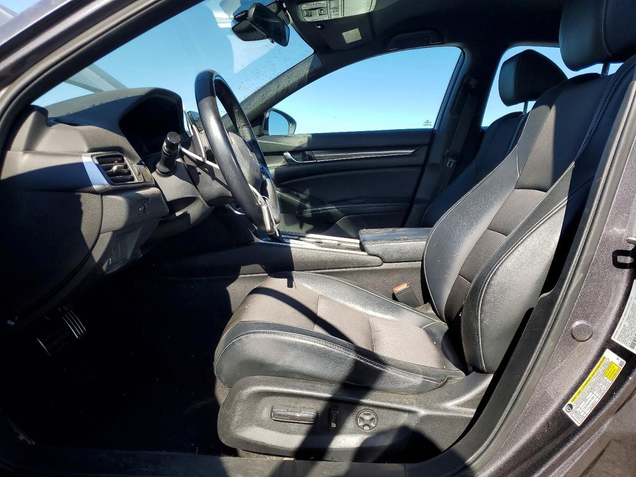 2018 HONDA ACCORD