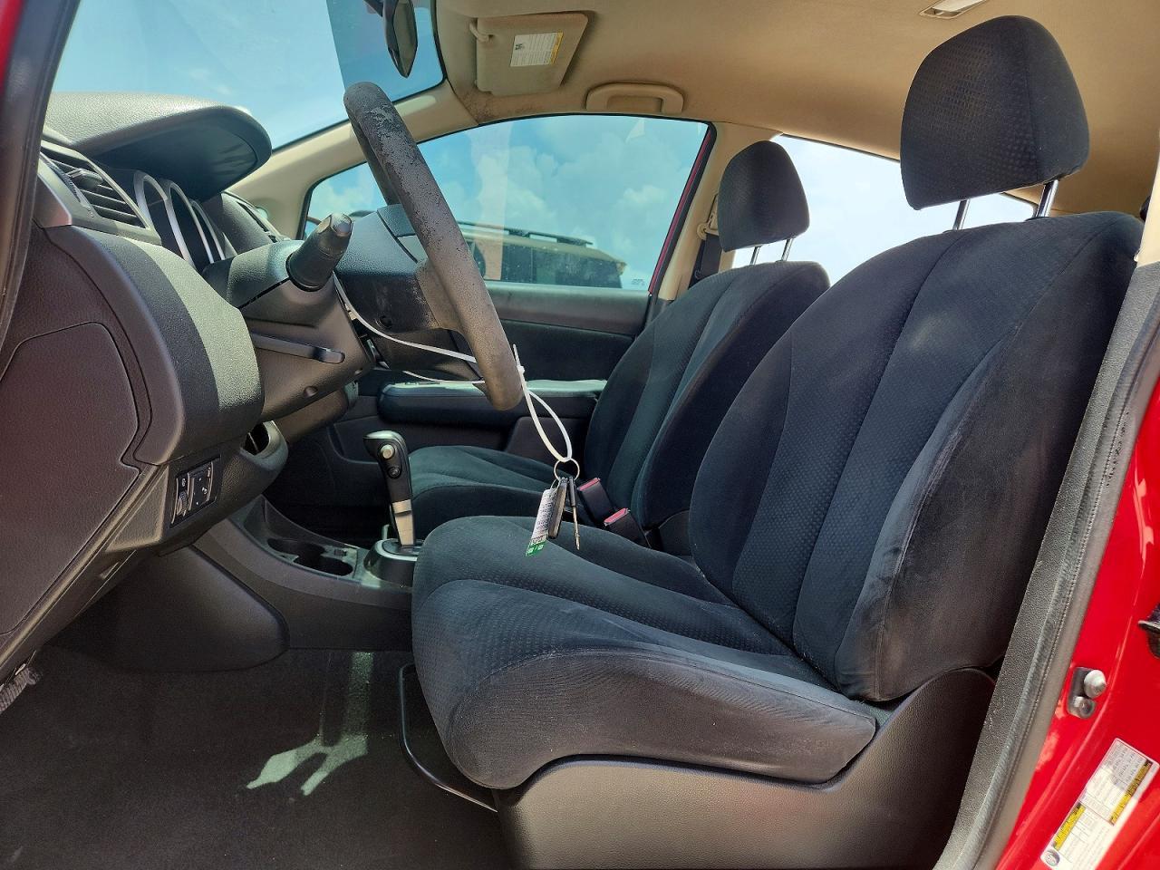 2010 NISSAN VERSA