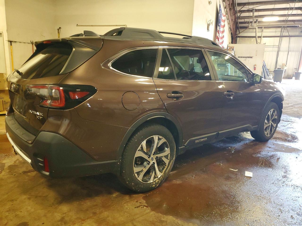 2021 SUBARU Outback