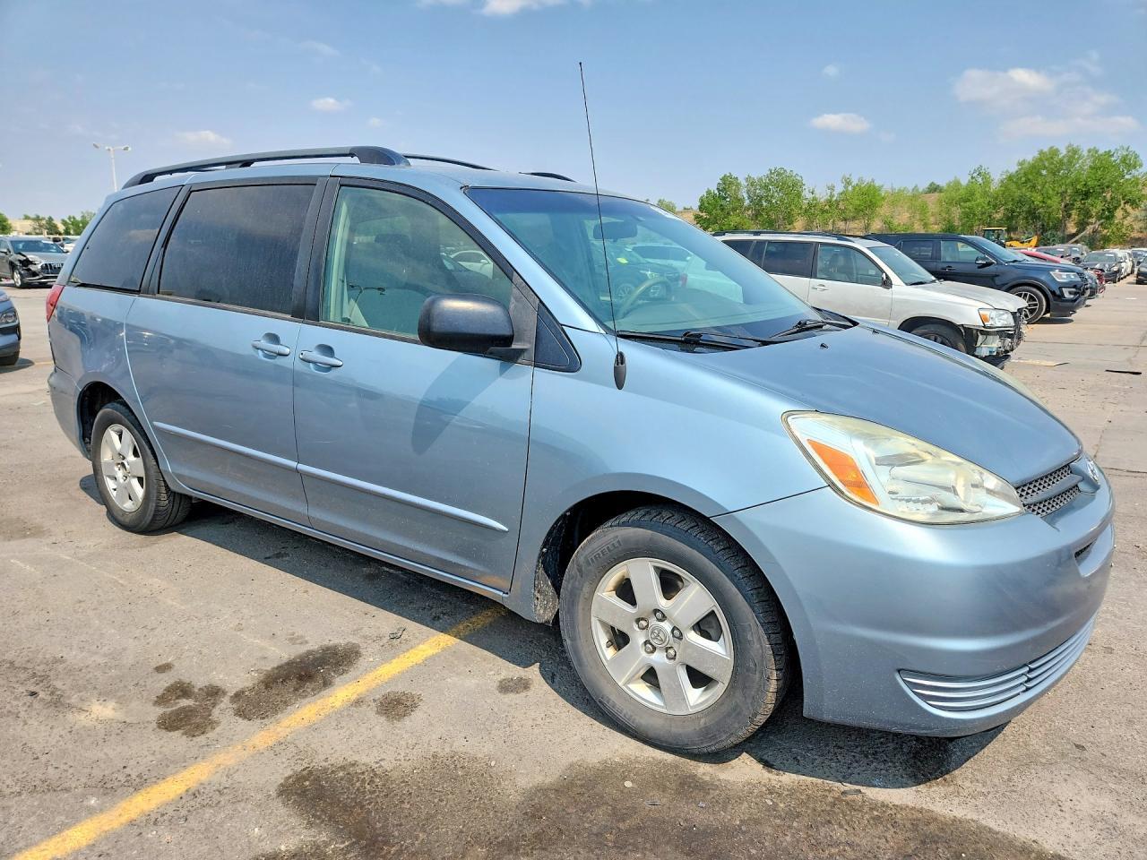 2005 TOYOTA SIENNA