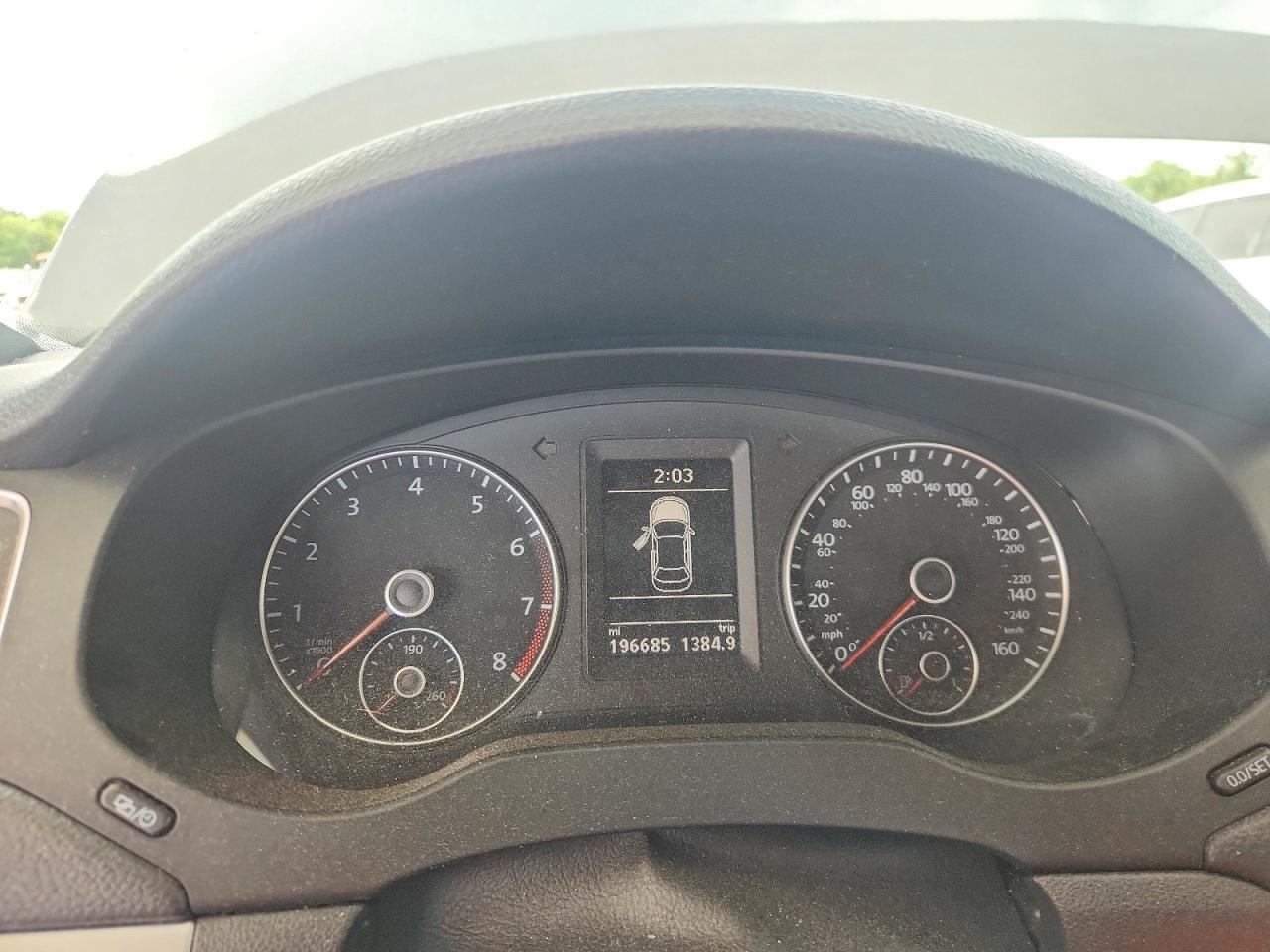 2013 VOLKSWAGEN JETTA