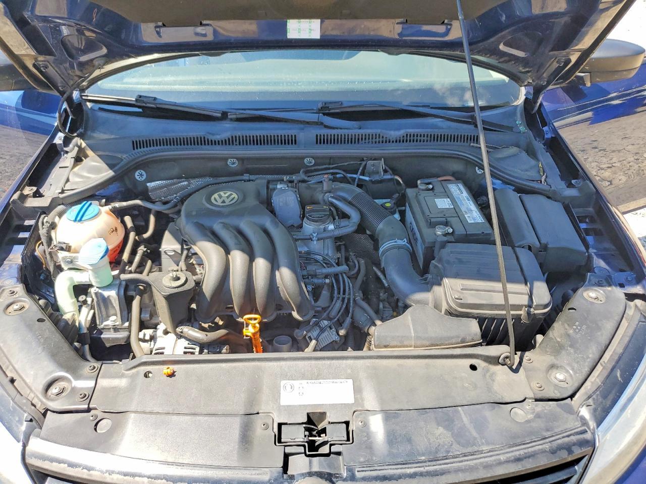 2011 VOLKSWAGEN JETTA