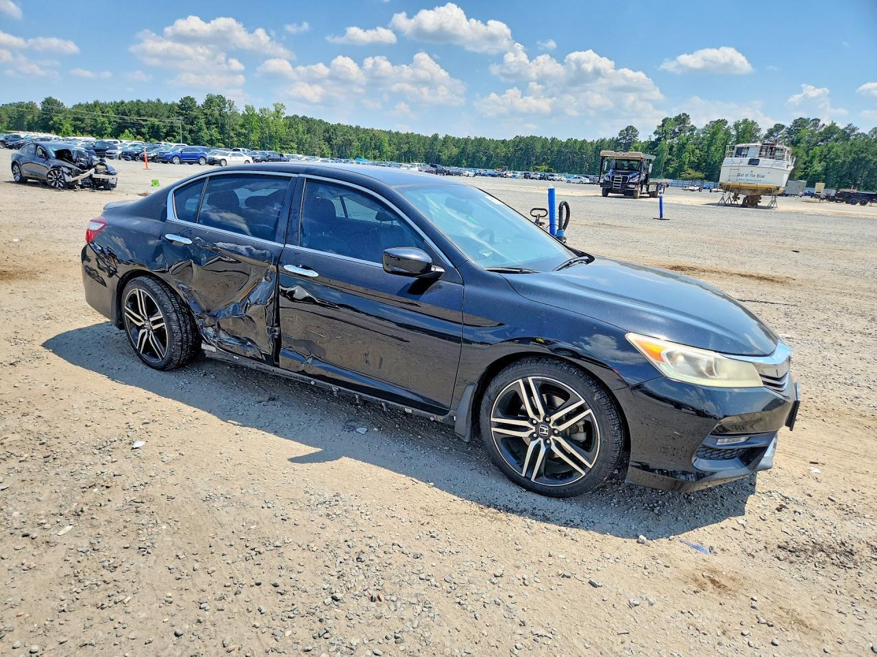 2017 HONDA ACCORD