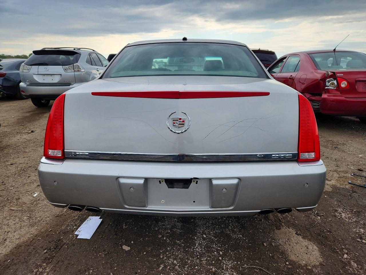 2006 CADILLAC DTS