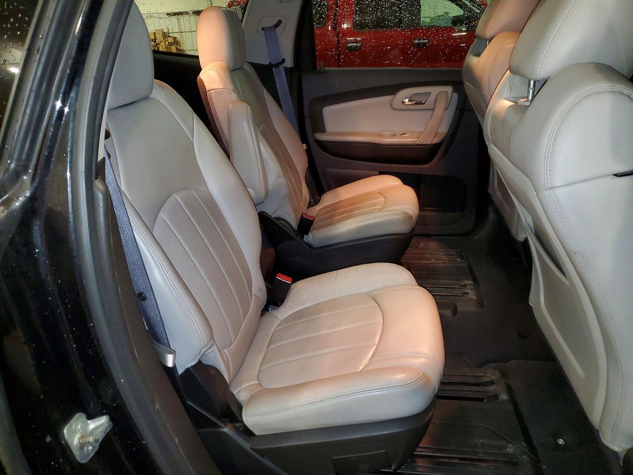 2011 CHEVROLET TRAVERSE