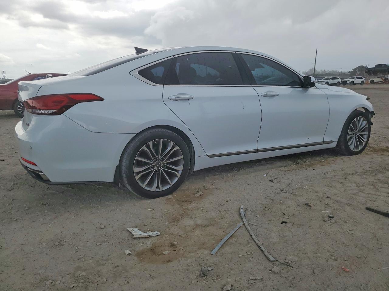 2015 HYUNDAI GENESIS