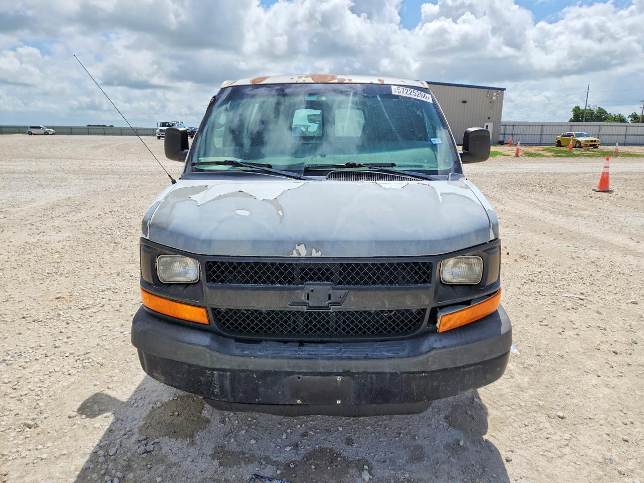 2011 CHEVROLET EXPRESS 2500