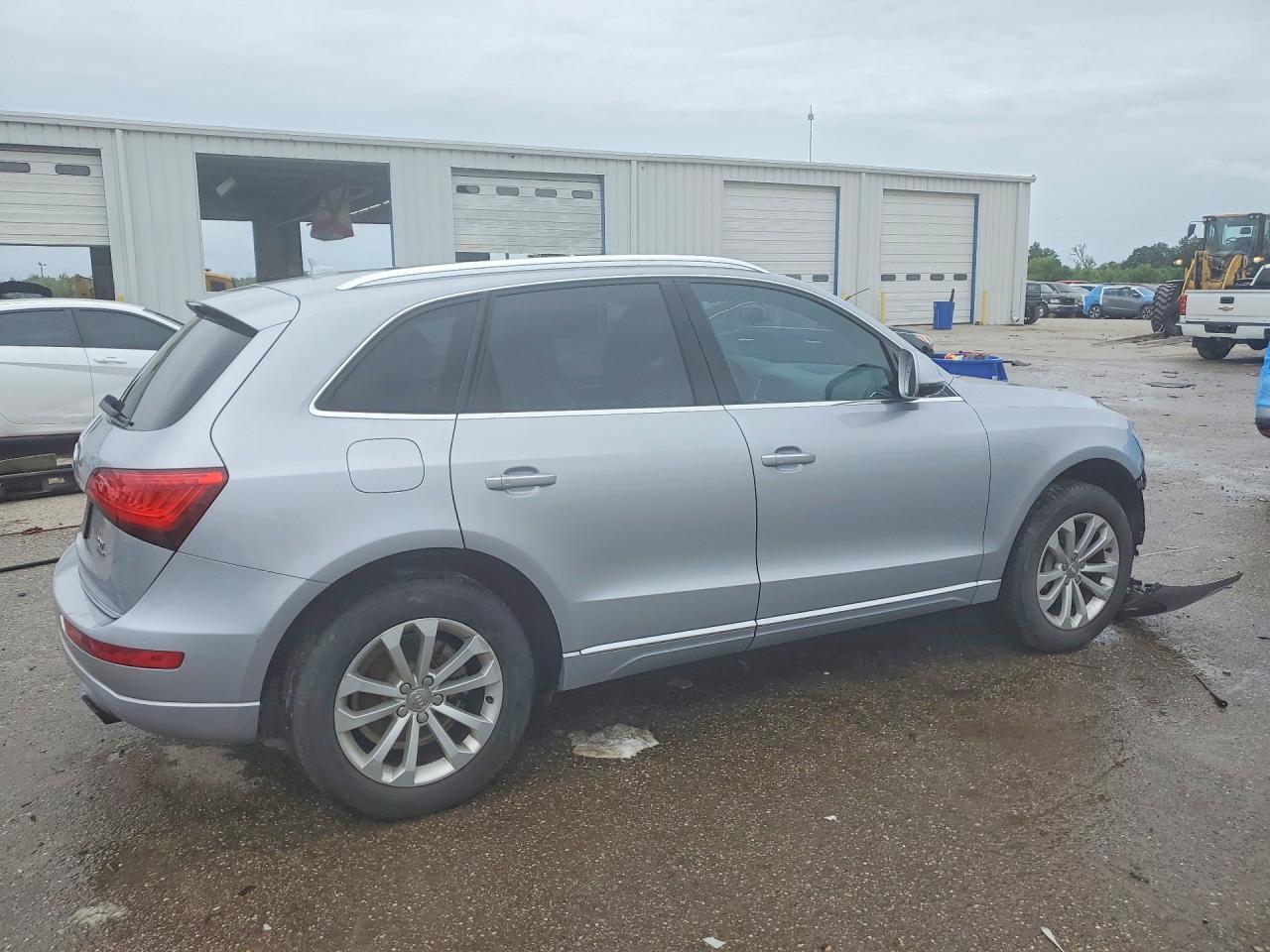 2016 AUDI Q5