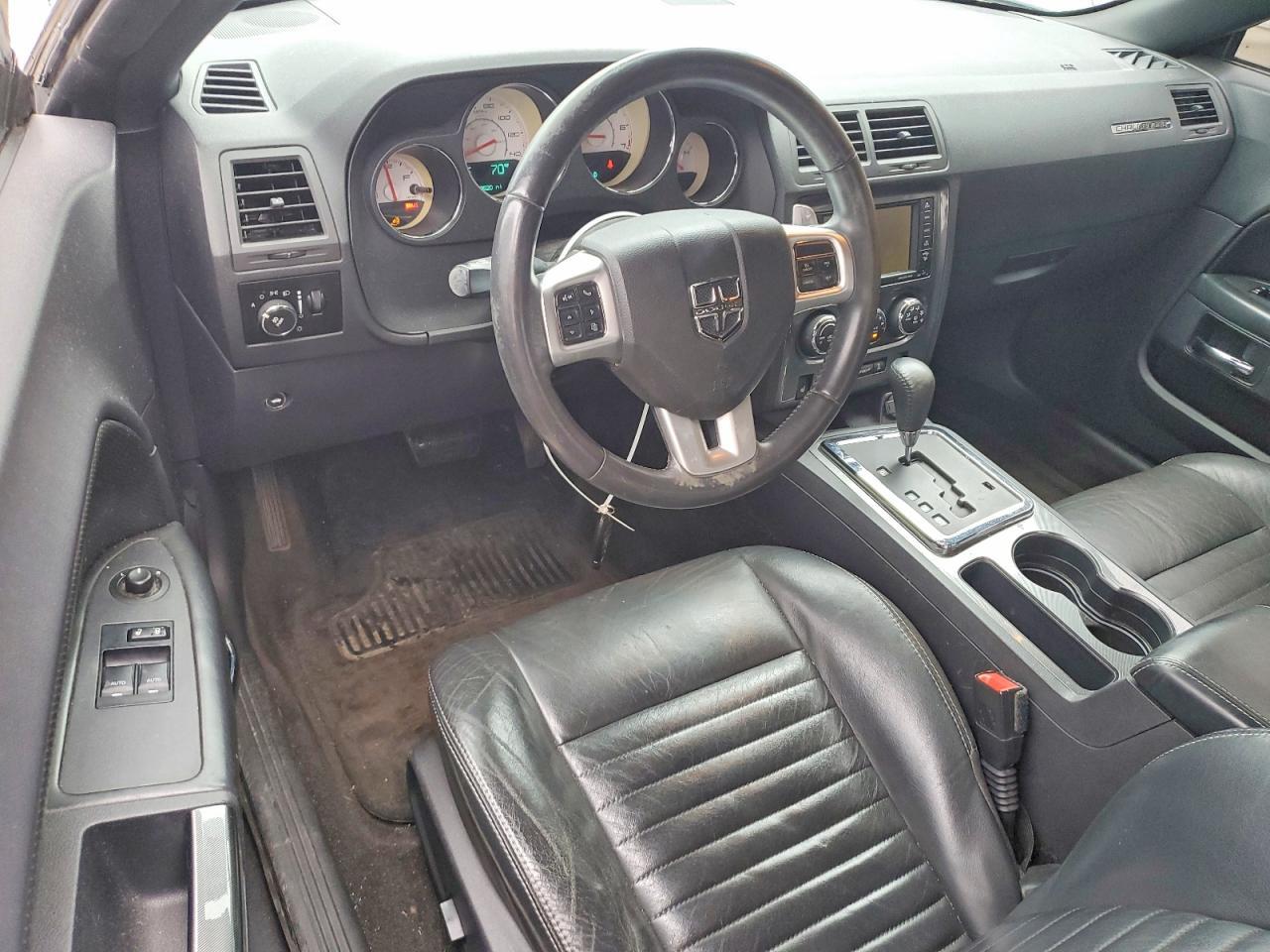 2013 DODGE Challenger