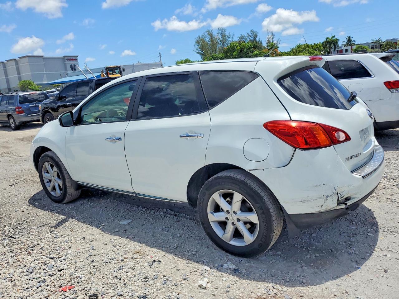 2010 NISSAN MURANO