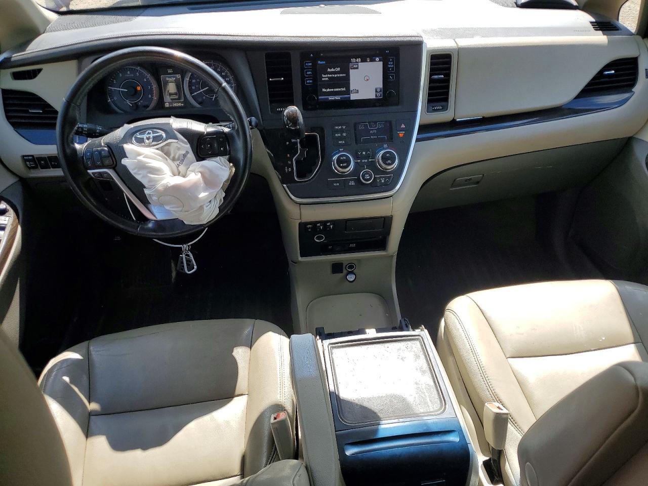2015 TOYOTA SIENNA