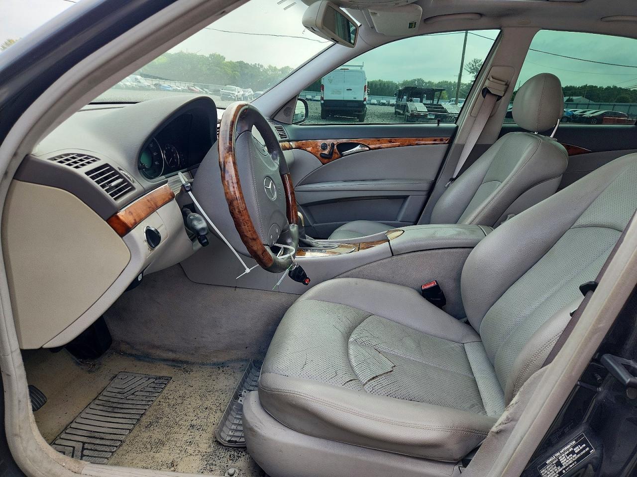 2004 MERCEDES-BENZ E-Class
