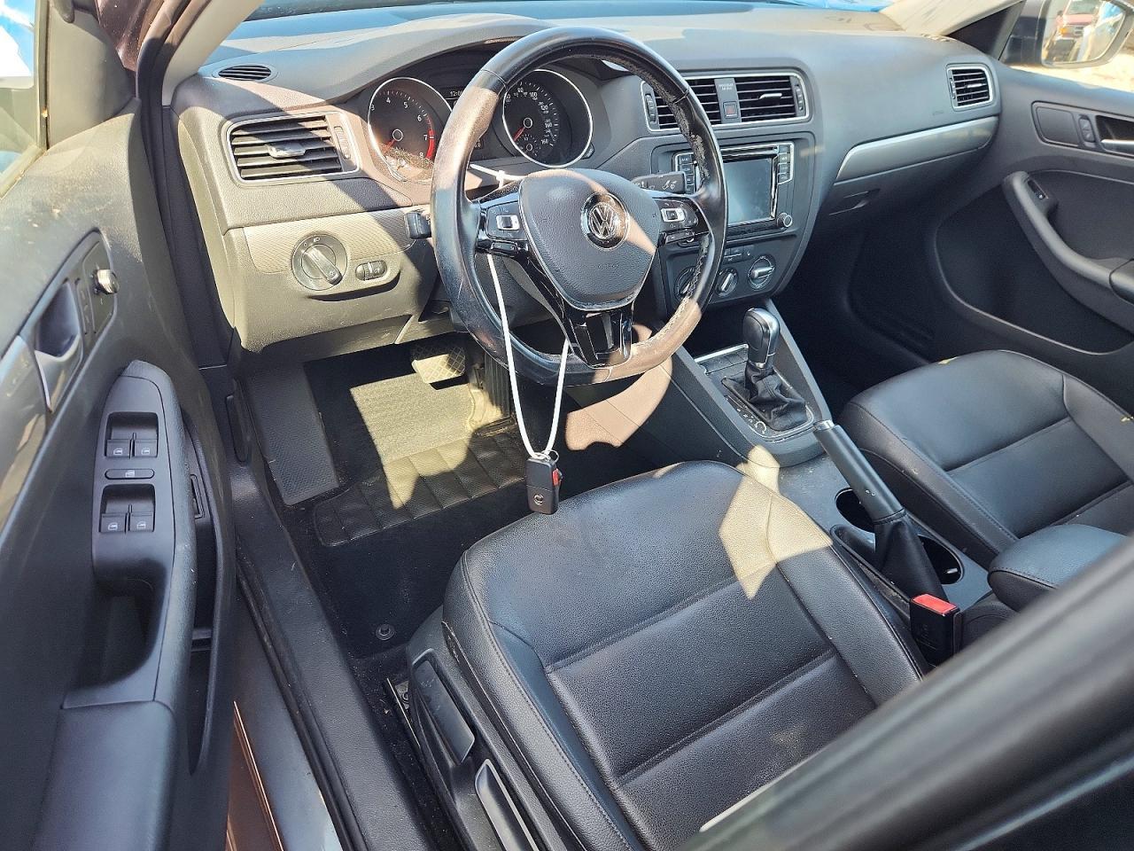 2017 VOLKSWAGEN JETTA