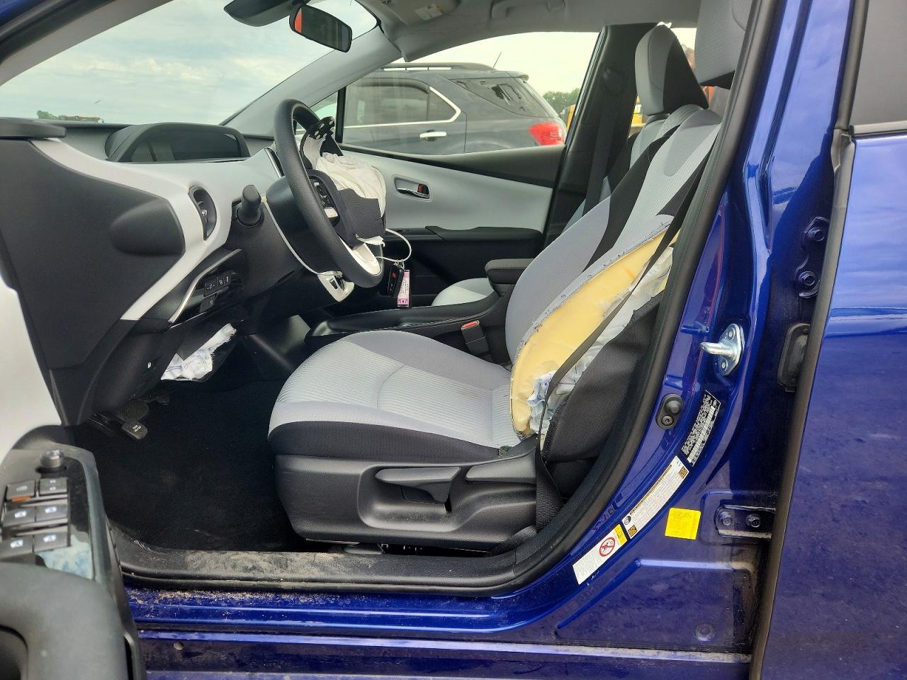 2018 TOYOTA PRIUS