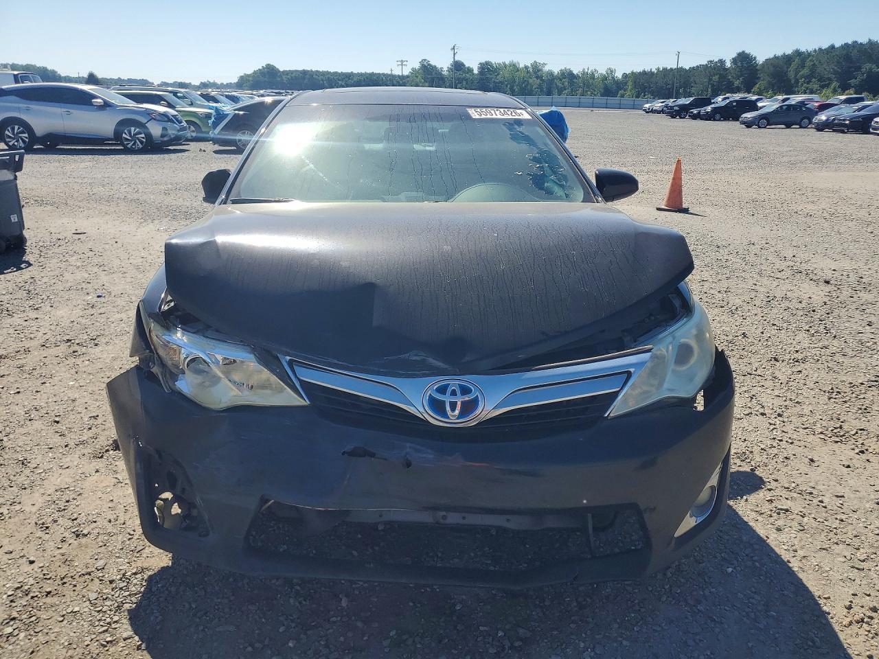 2014 TOYOTA CAMRY