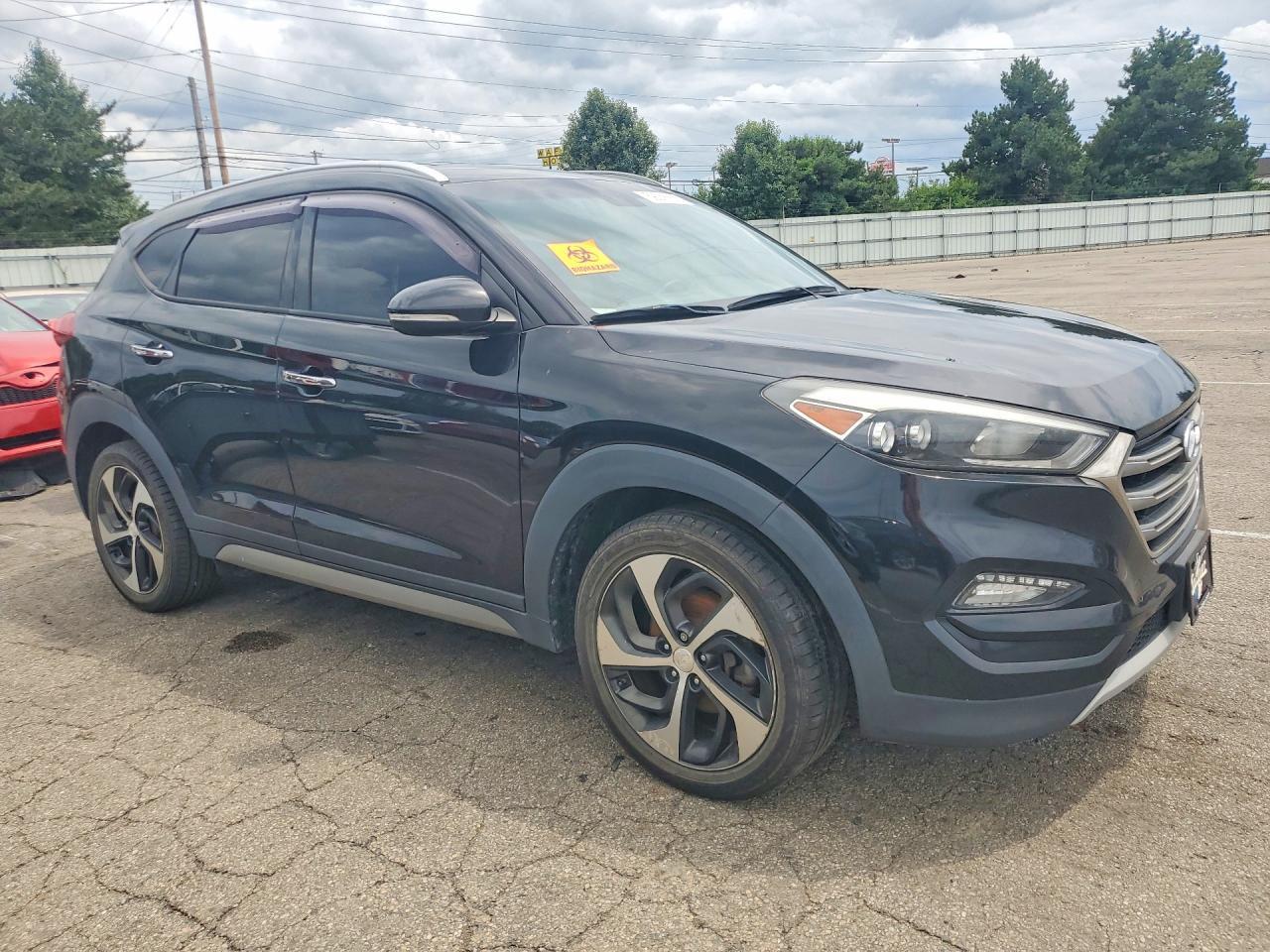 2017 HYUNDAI TUCSON