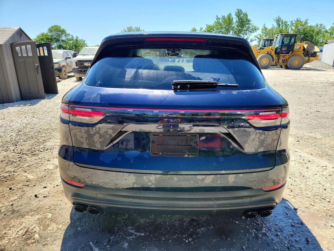 2022 PORSCHE CAYENNE