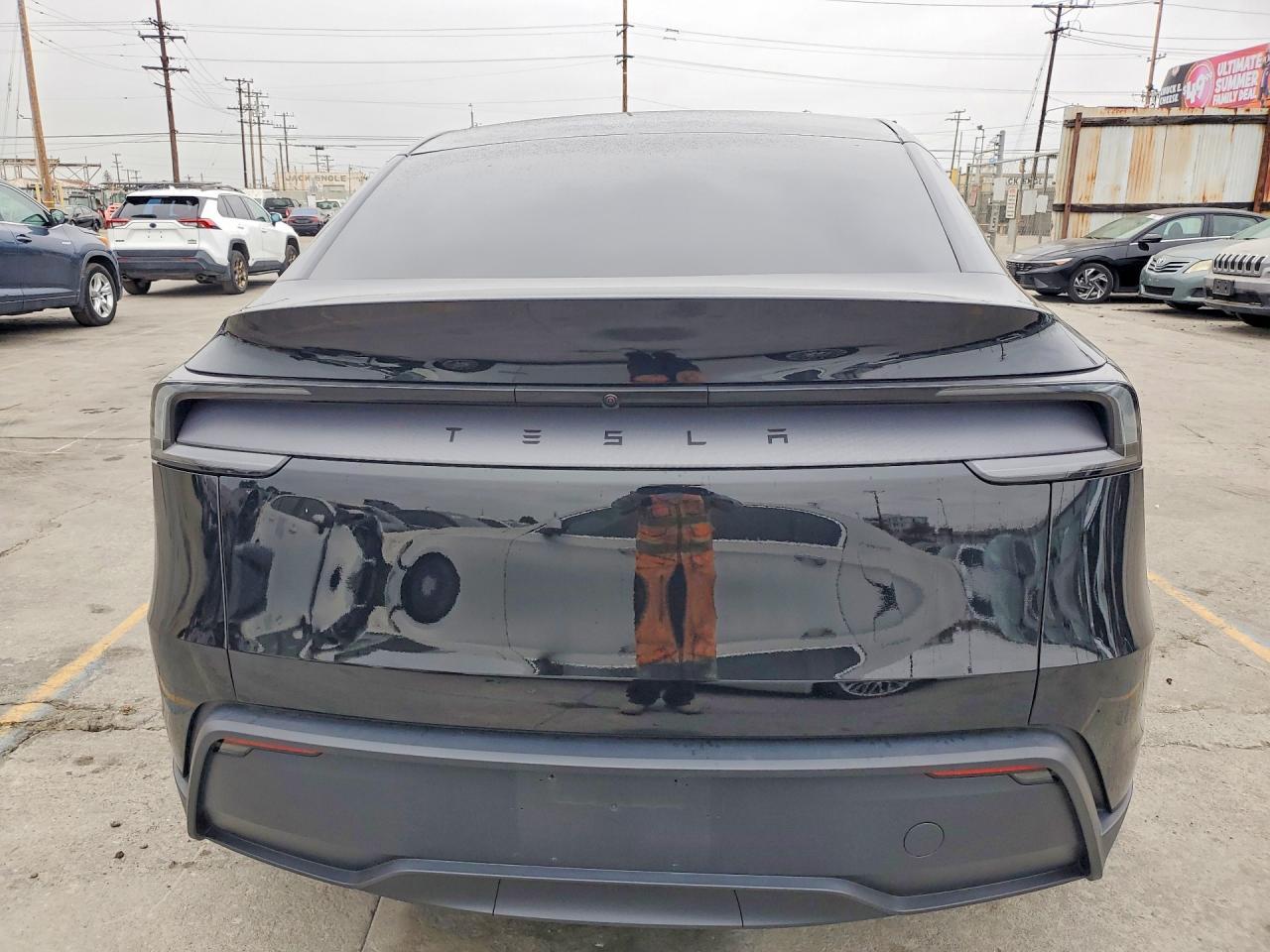 2026 TESLA MODEL Y