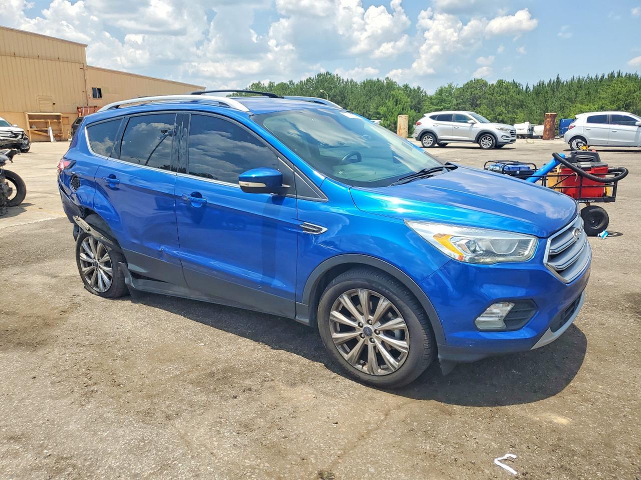 2017 FORD ESCAPE