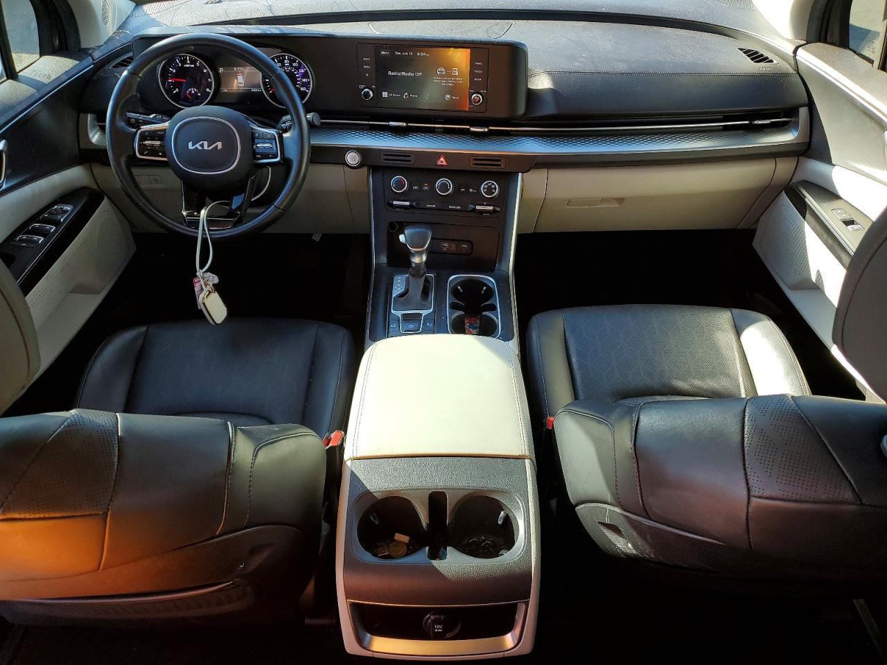 2022 KIA Carnival