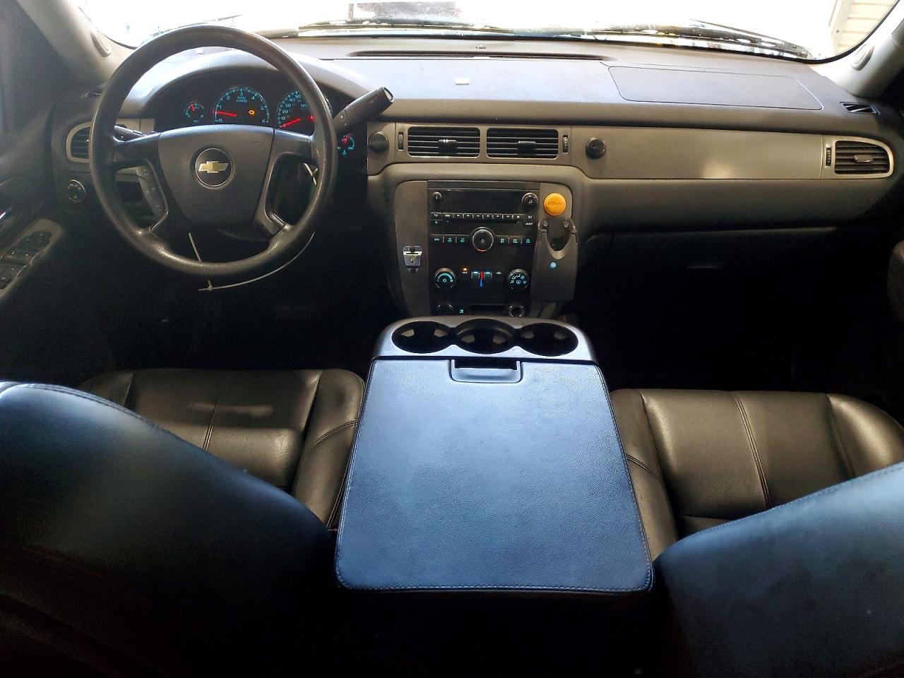 2011 CHEVROLET Suburban