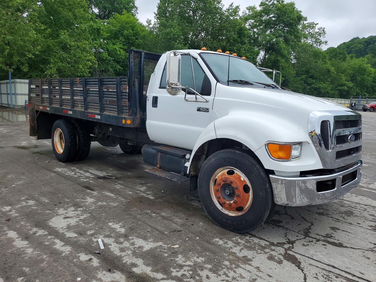 2005 FORD F-650