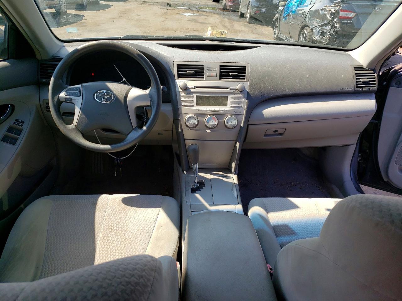 2010 TOYOTA CAMRY