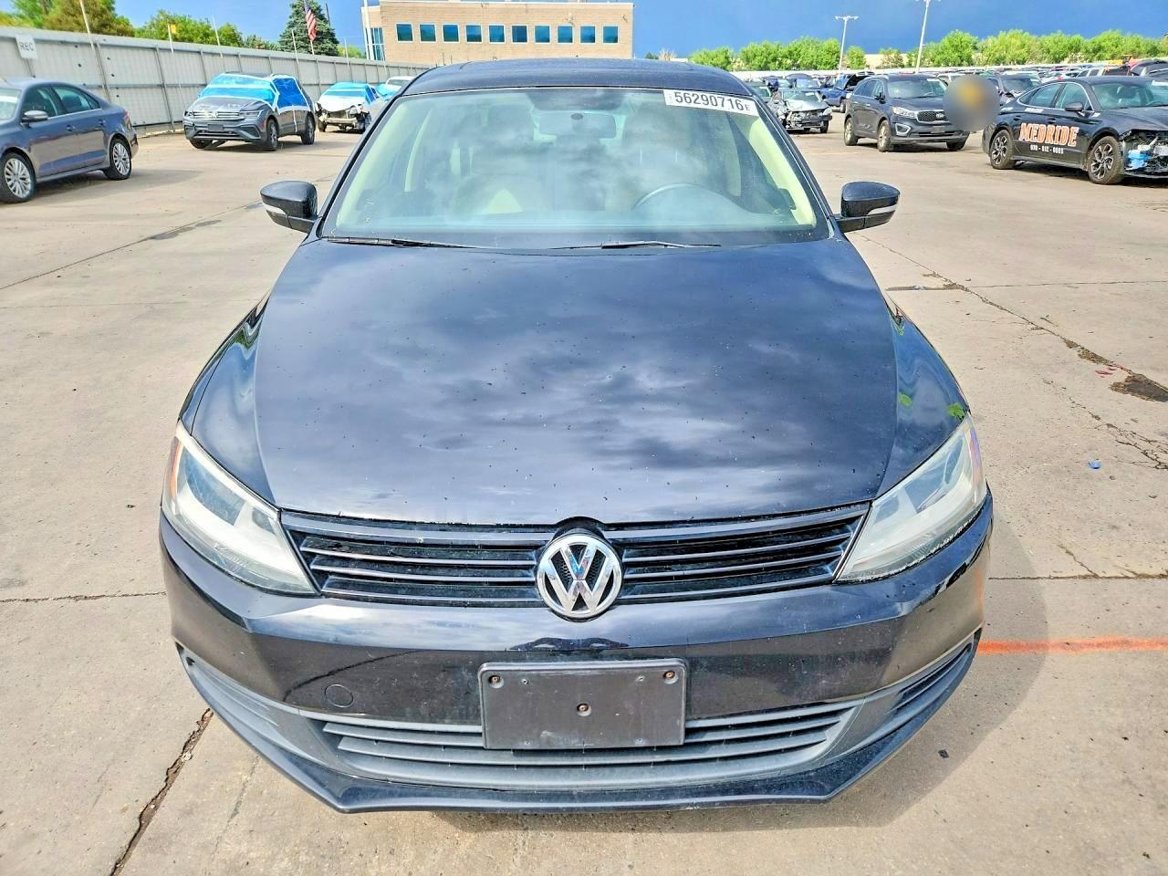 2012 VOLKSWAGEN JETTA