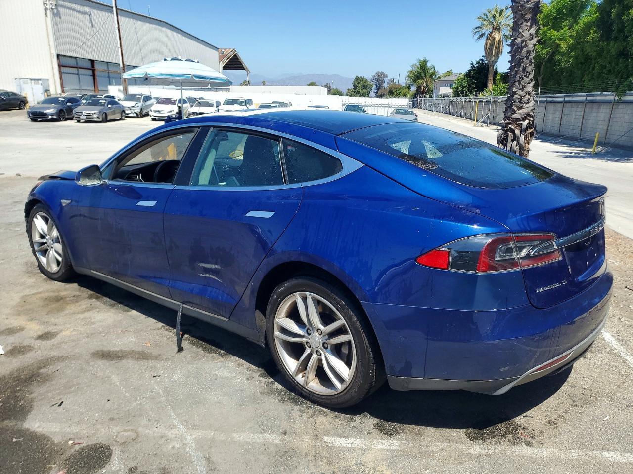 2015 TESLA MODEL S