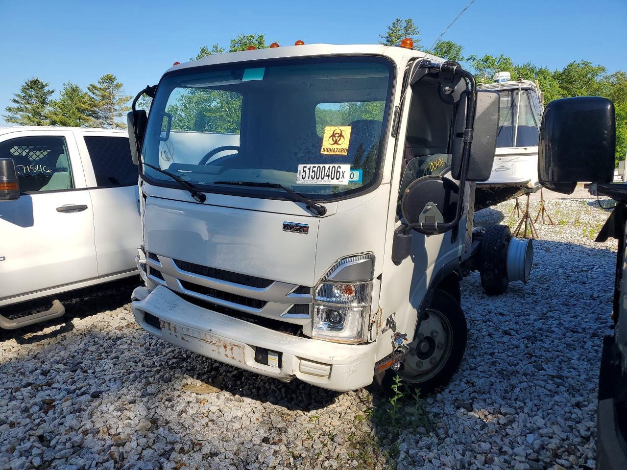 2024 ISUZU NRR