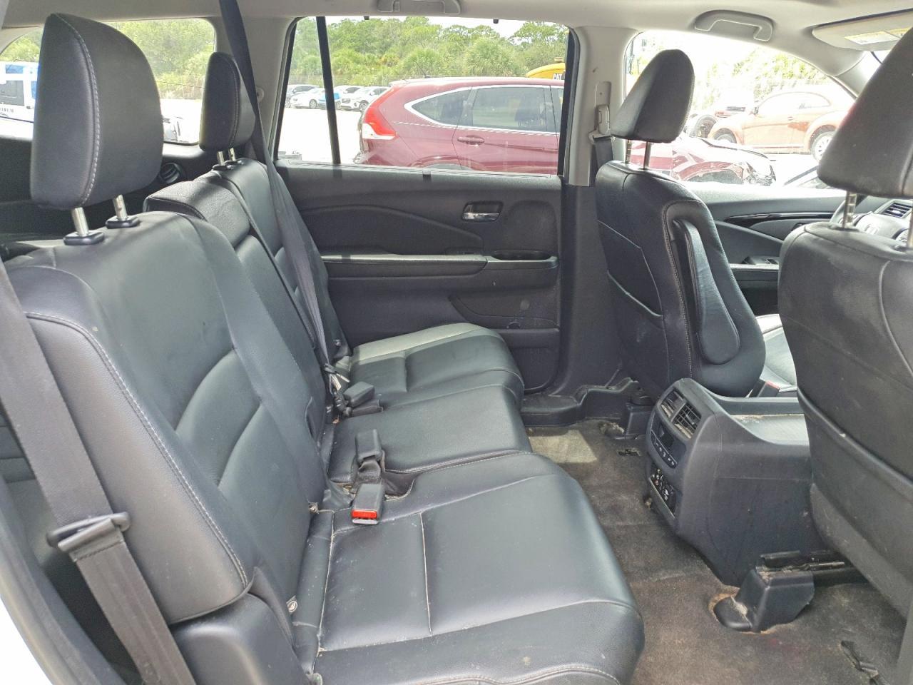 2017 HONDA PILOT