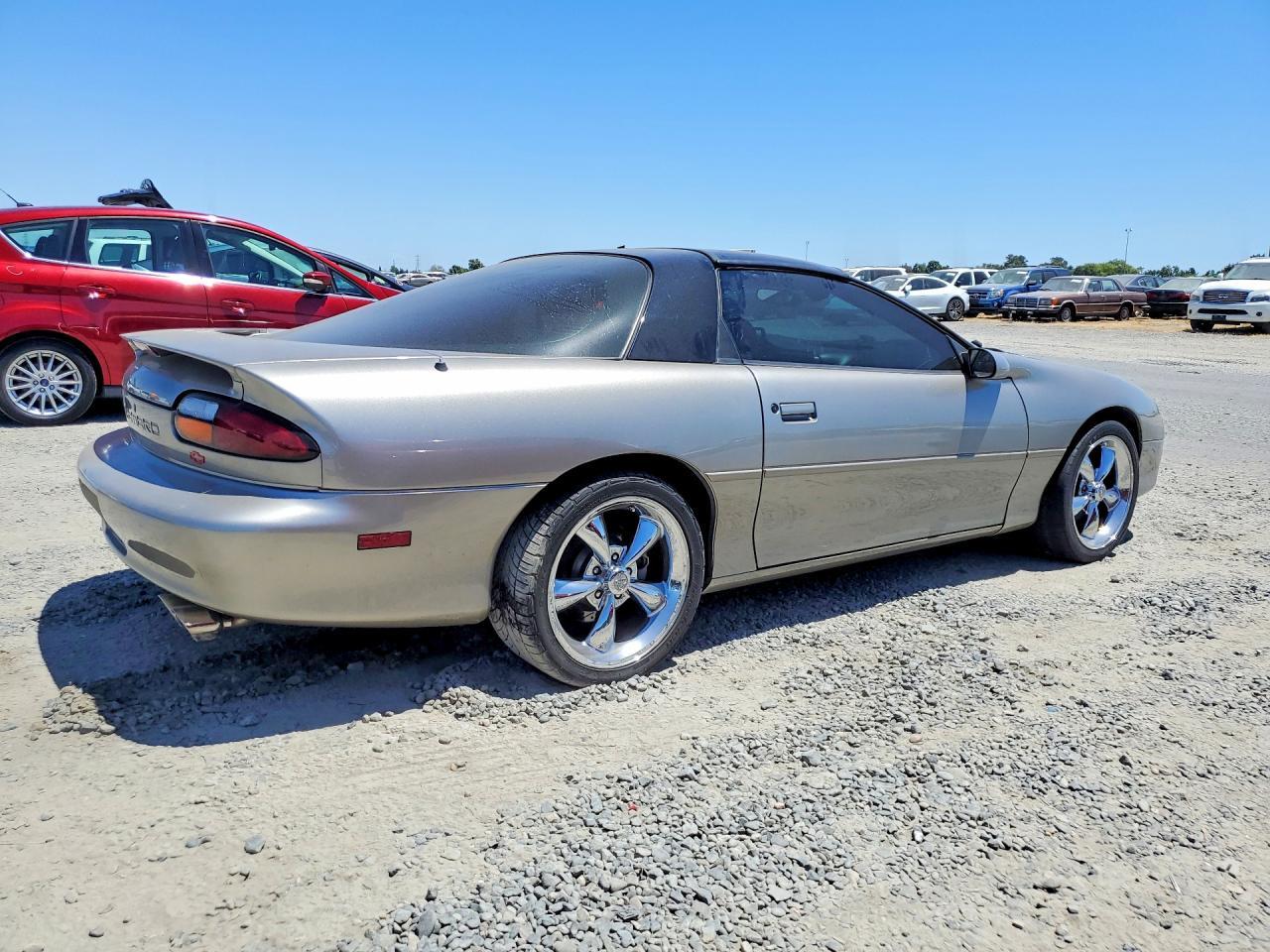 2002 CHEVROLET Camaro